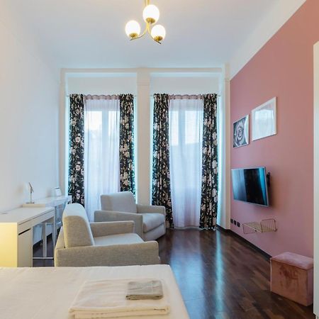Duomo View - 2 Min From Duomo Amazing Location Apartment มิลาน ภายนอก รูปภาพ