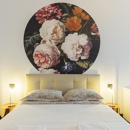 Duomo View - 2 Min From Duomo Amazing Location Apartment มิลาน ภายนอก รูปภาพ